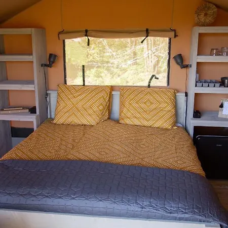 Οργανωμένο κάμπινγκ Safaritent 2 Ruurlo